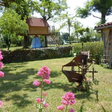 Hébergement de vacances House 4 Personnes *