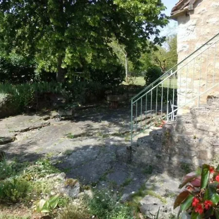Hébergement de vacances House 4 Personnes Camburat
