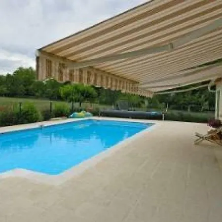 House 4 Personnes Camburat